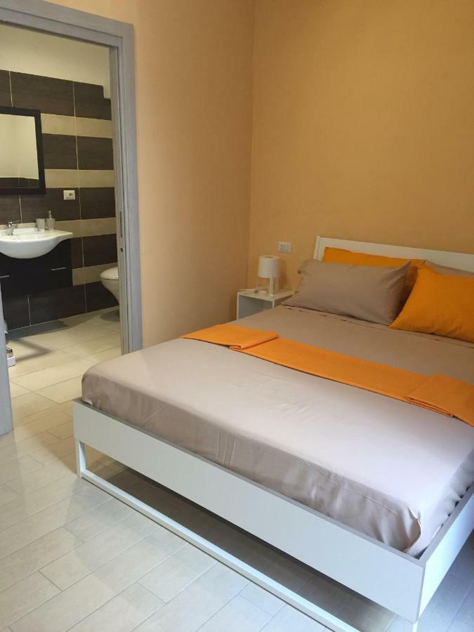 Al Corso Bed & Breakfast Cagliari Ngoại thất bức ảnh