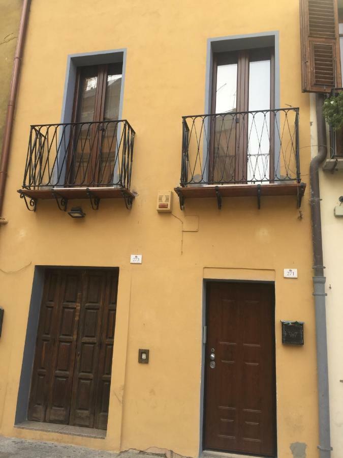 Al Corso Bed & Breakfast Cagliari Ngoại thất bức ảnh