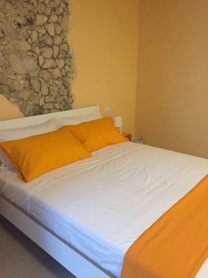 Al Corso Bed & Breakfast Cagliari Ngoại thất bức ảnh