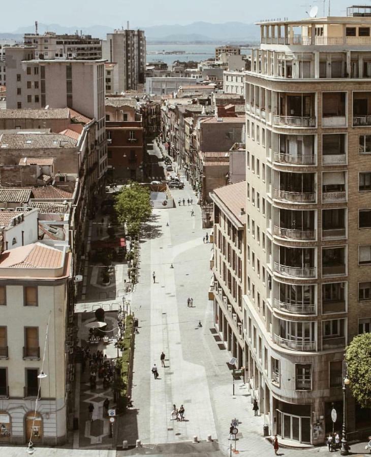 Al Corso Bed & Breakfast Cagliari Ngoại thất bức ảnh