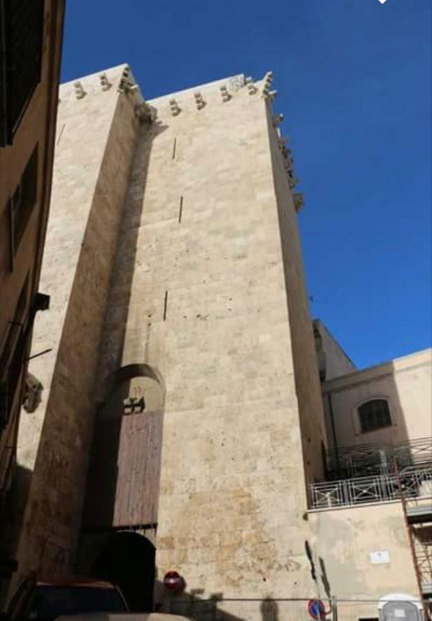 Al Corso Bed & Breakfast Cagliari Ngoại thất bức ảnh