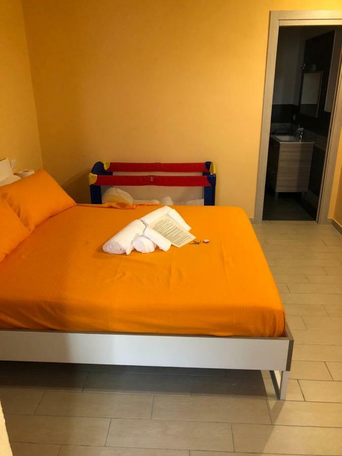 Al Corso Bed & Breakfast Cagliari Ngoại thất bức ảnh